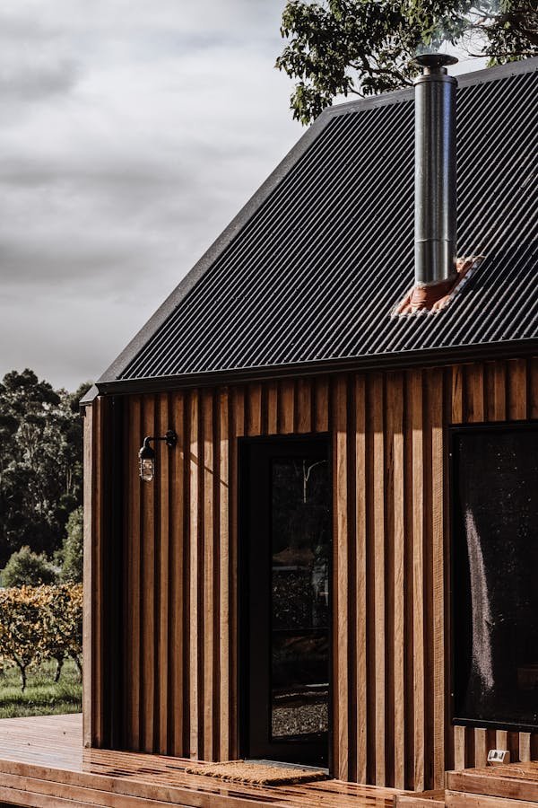 Exceptional multi-chromatic colours: transform your cladding game